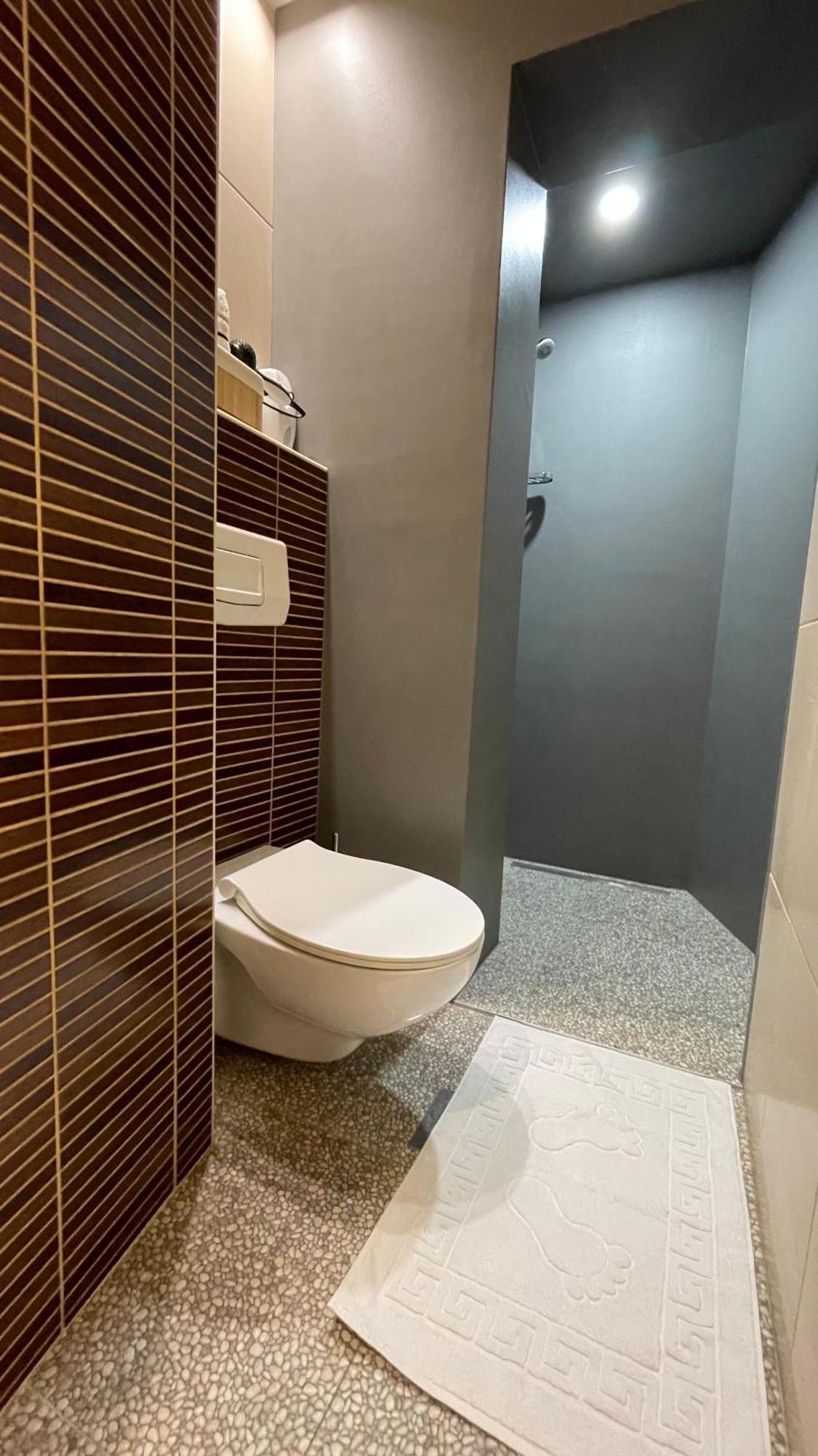 Tim Apartment Sarajevo With Private Parking Exterior photo